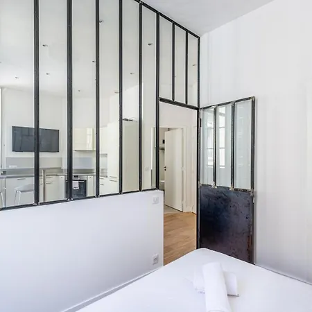 Guestready - A Bright Minimalism In The Centre Apartment