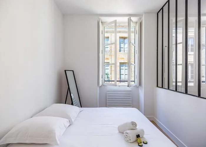Guestready - A Bright Minimalism In The Centre Bordeaux