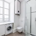 Guestready - A Bright Minimalism In The Centre